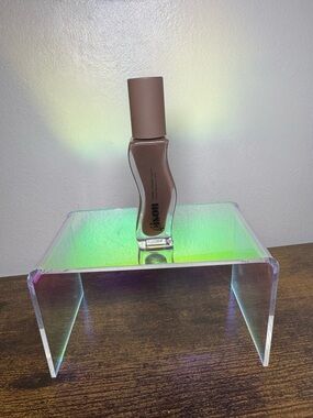 Gisou Honey Infused Hydrating Lip Oil milky mocha